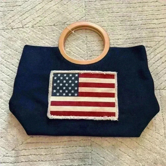 Amanda smith patriot flag purse - Picture 3 of 5